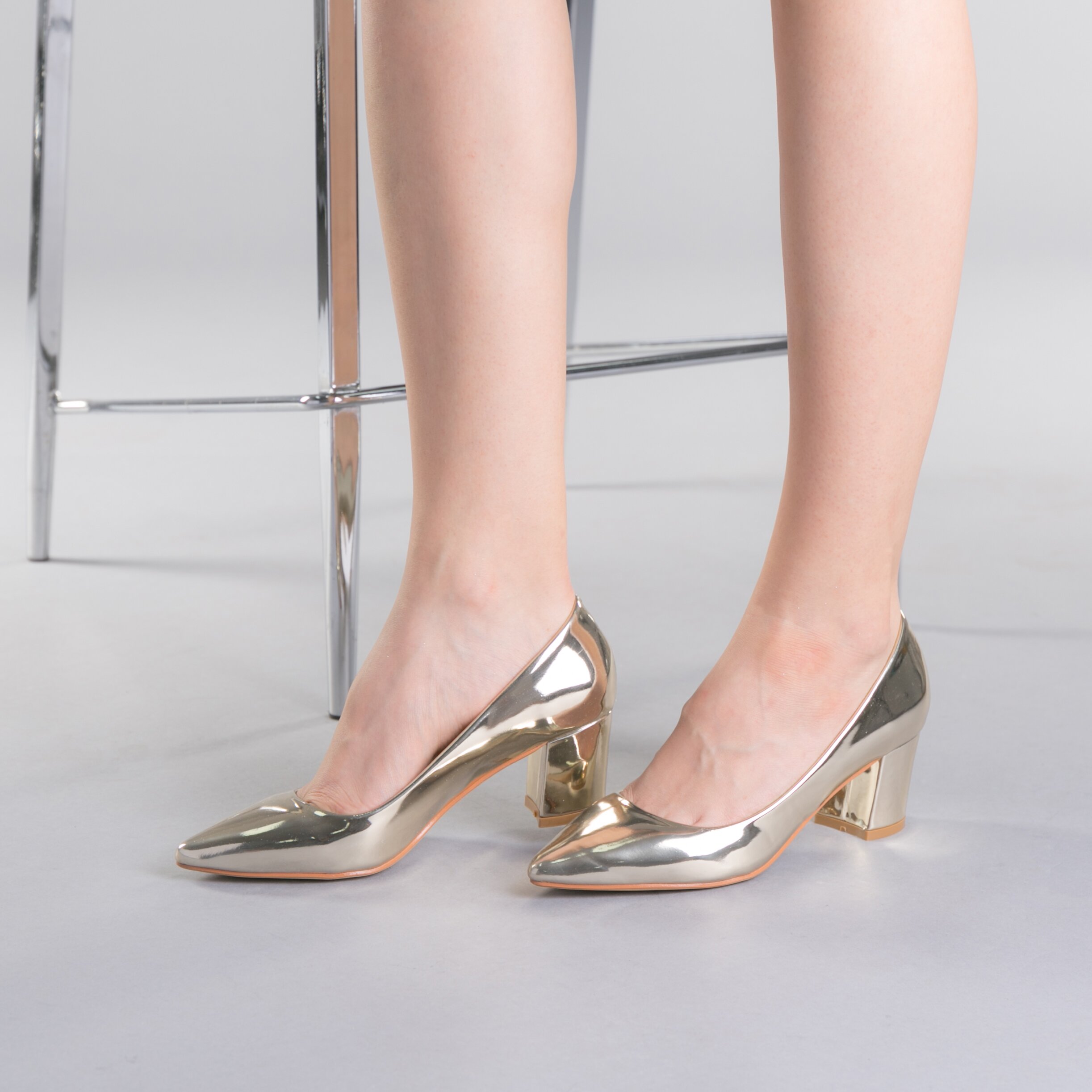 Pantofi dama cu toc Afila aurii Incaltaminte Dama 2023-02-03